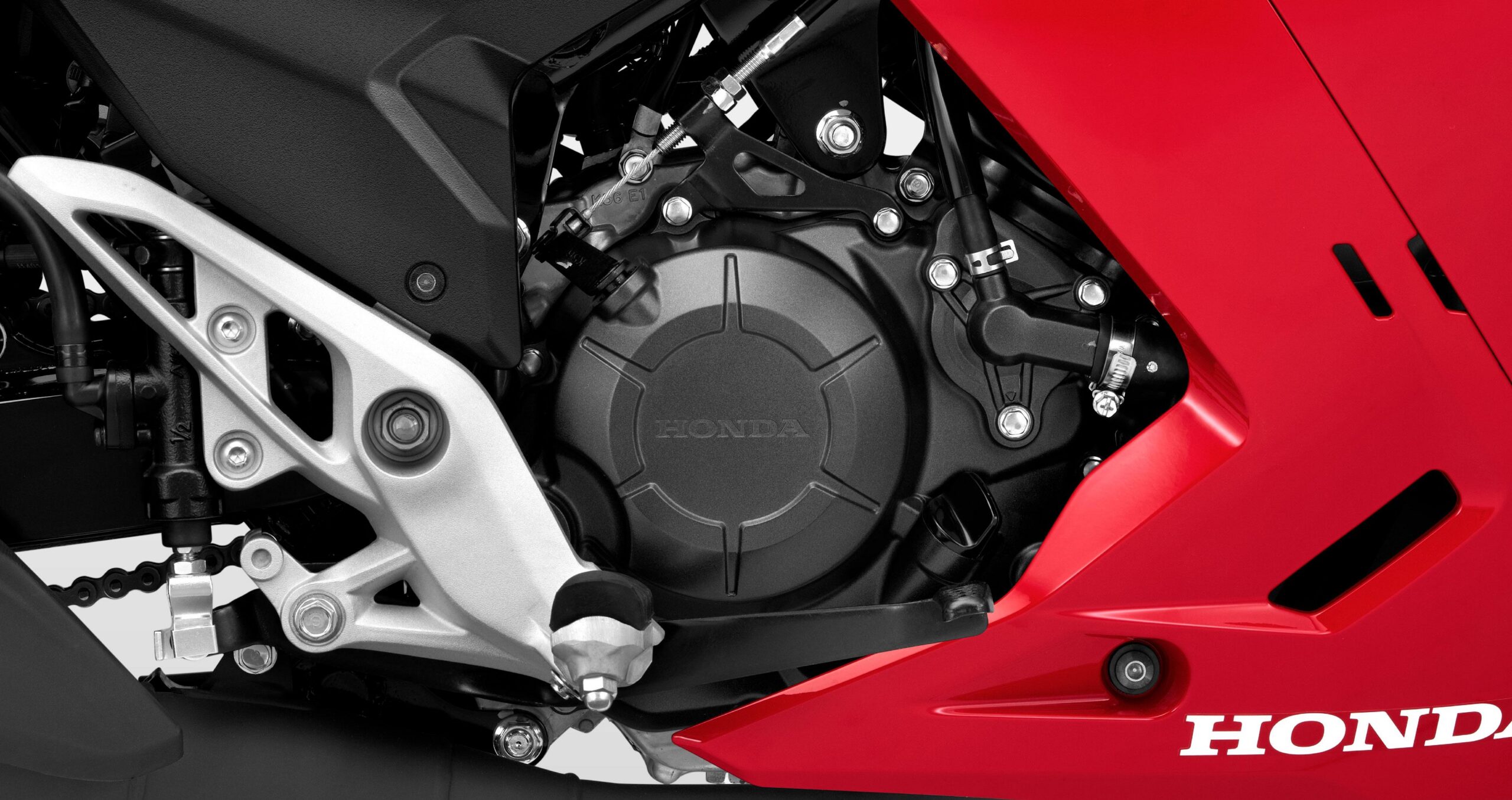 WINNER R — Động cơ DOHC 150cc đầy uy lực