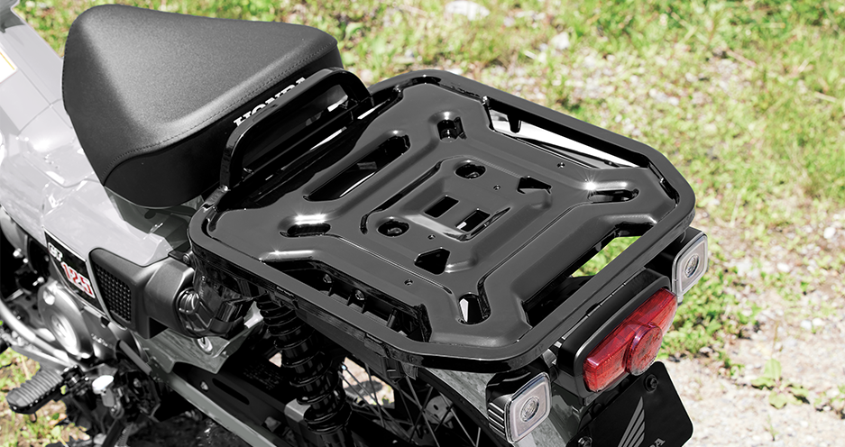 CT125 — Giá chở phía sau rộng rãi