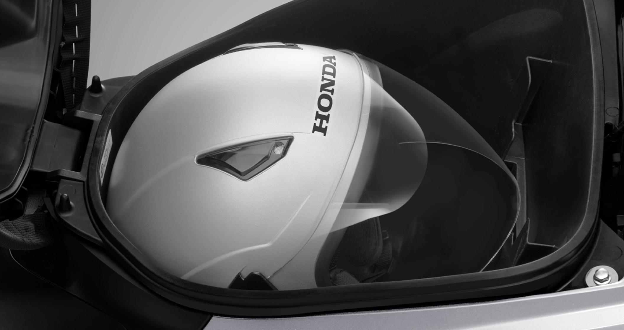 Future 125 FI — Hộc đựng đồ